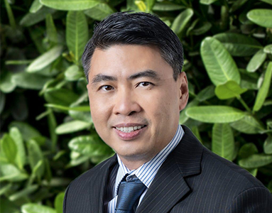 Cervical & ovarian cancer specialist Dr John Chia